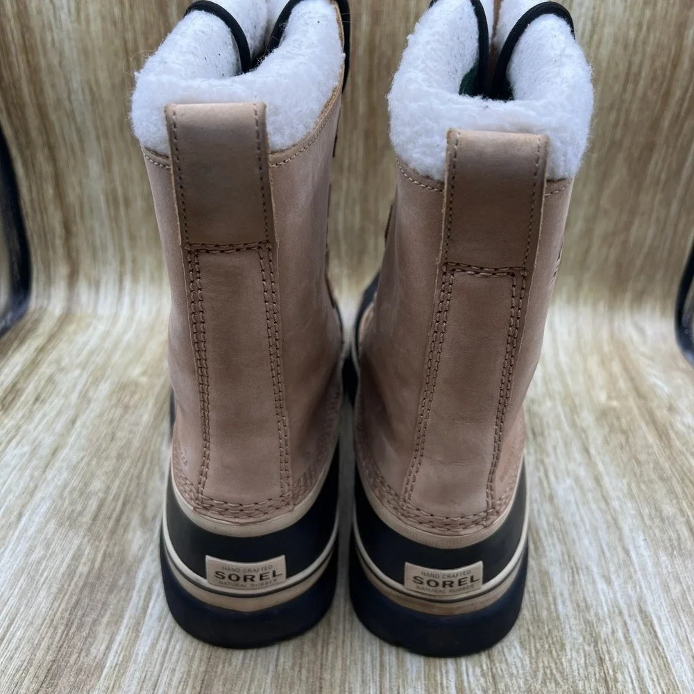 Sorel caribou snow
